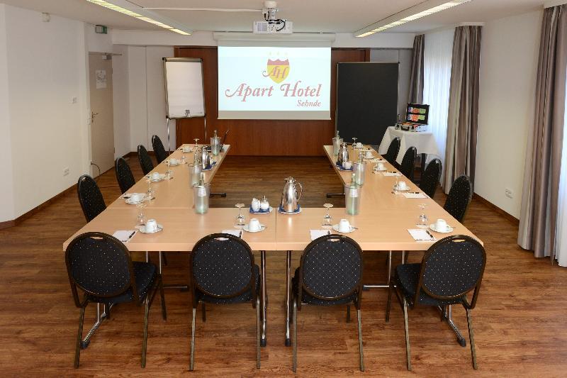 Apart Hotel Sehnde Bagian luar foto